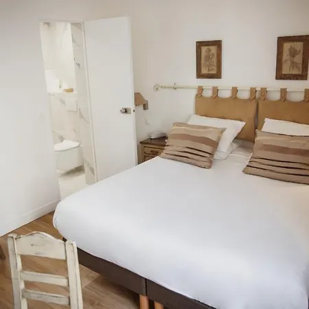 Arcadie Montparnasse Hotel