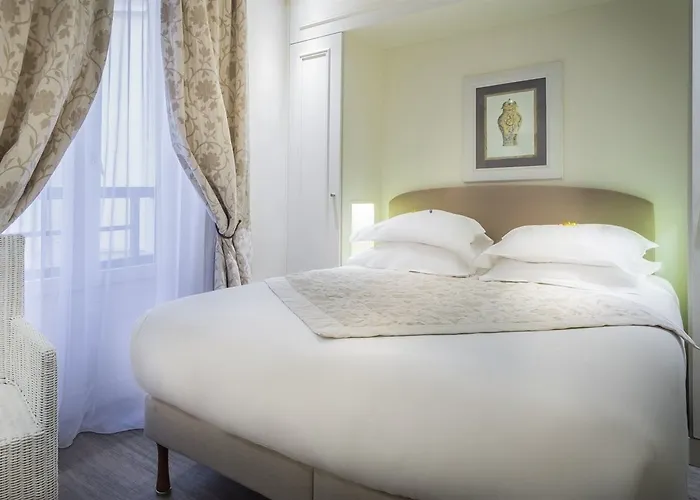 Arcadie Montparnasse Hotel