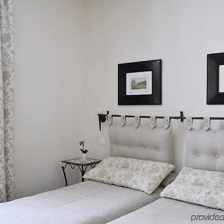 아카르디 몽파르나스